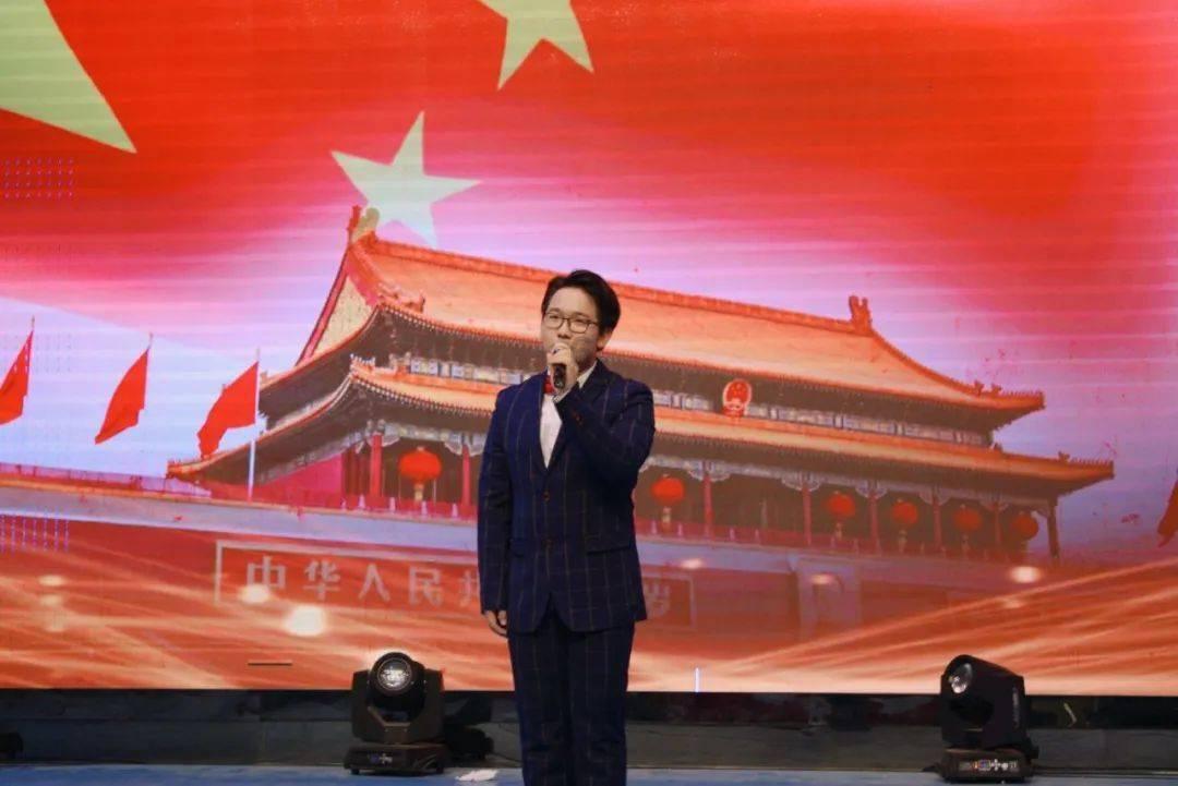 小猫钓鱼游戏龙王版有船