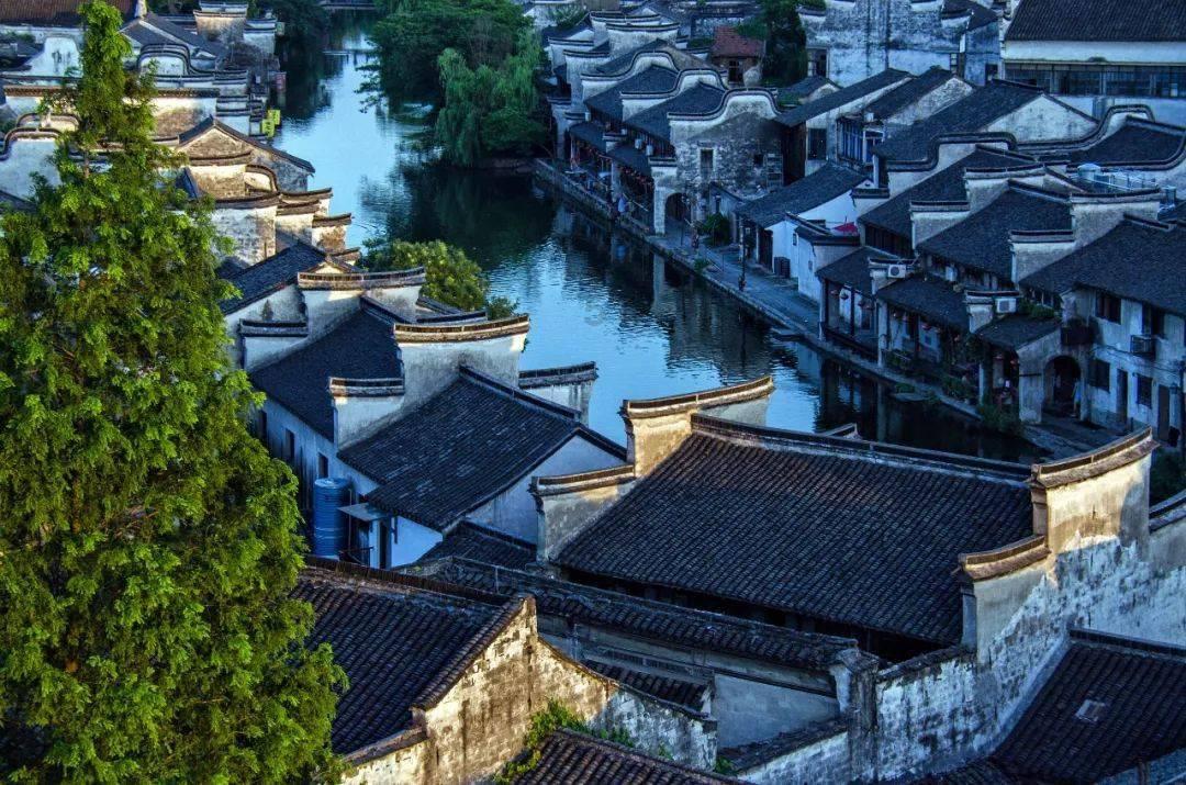铁路济南站多措并举服务旅客温馨出行